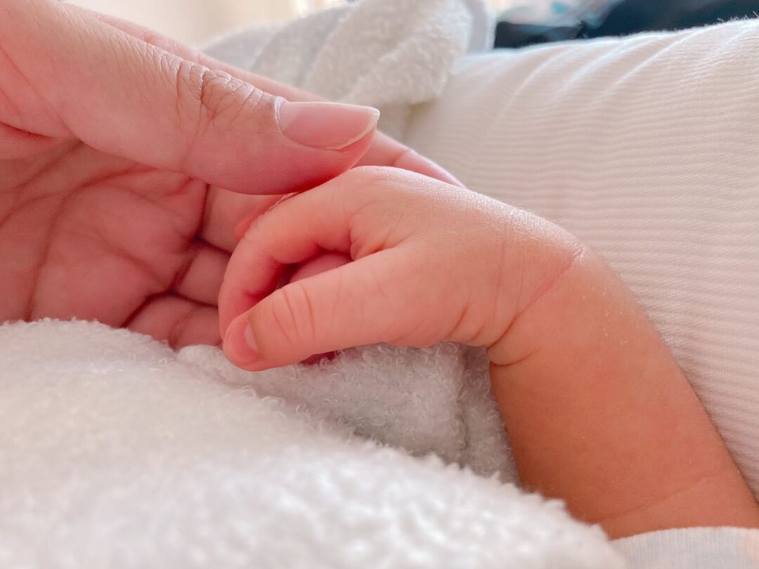 柳原可奈子 子供 脳性麻痺 なぜその影響があるのか