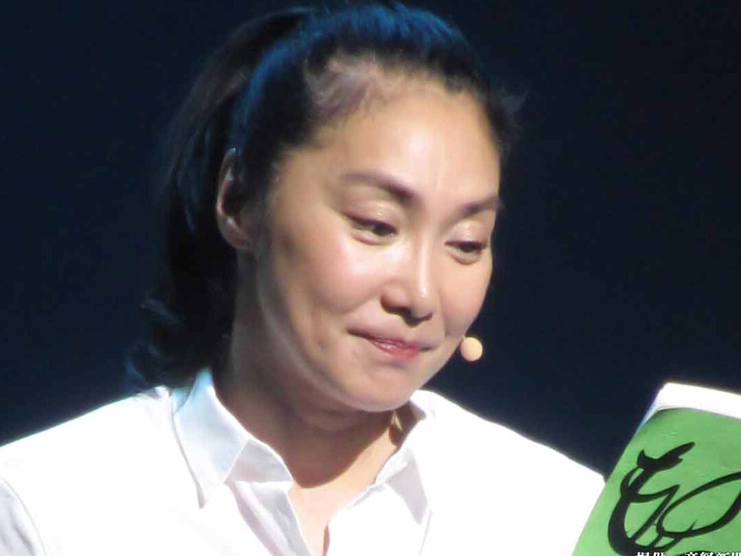 浅野温子の子供は何人いるかについて